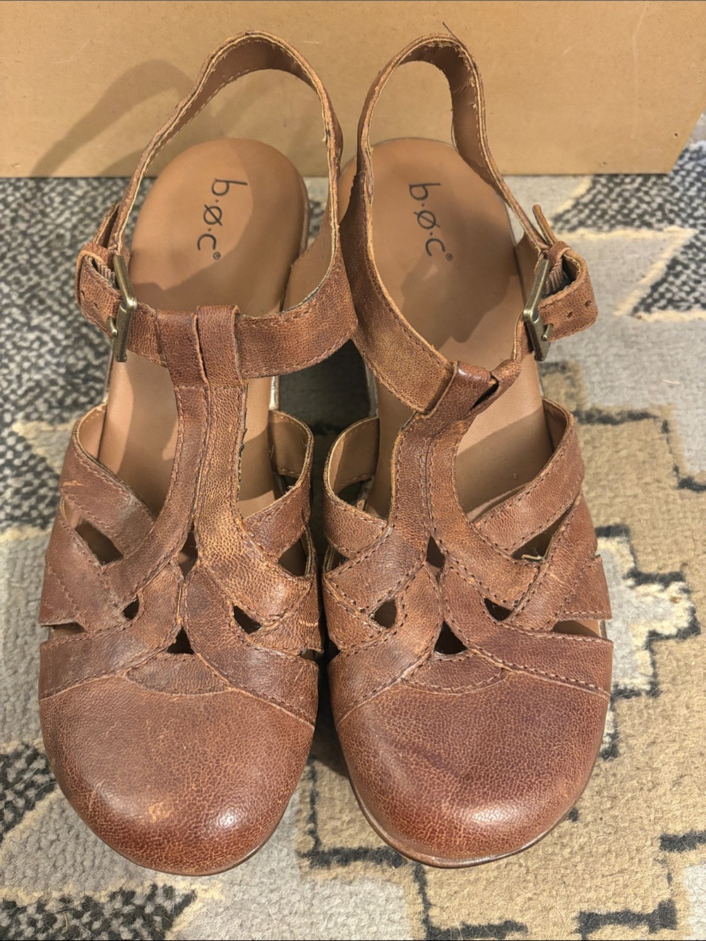 b.o.c. Women's Tan Brown Leather T-Strap Woven Heels